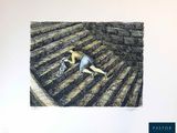 une photo d'un dessin représentant un homme allongé par terre