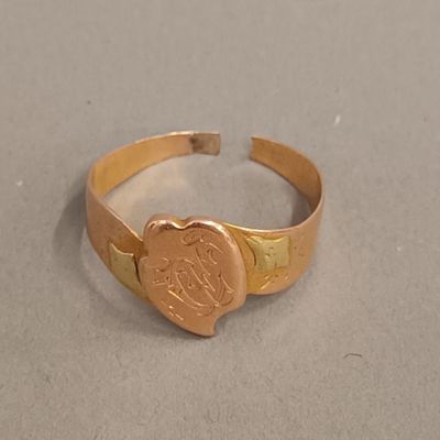 Bague en or jaune 18K avec tons d'or vert (découpée, avec tr… - Photo 1