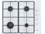 cuisinière à quatre feux avec quatre boutons de chaque côté