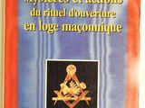 la couverture d'un livre sur laquelle figure la photo d'un homme assis sur une chaise