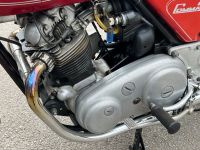 NORTON 850 - Genre : MTT2 - Carrosserie : SOLO - Energie : E… (photo 5)