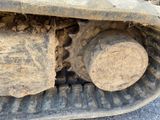 a close up view of the front end of a bulldozer