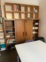 Ensemble de mobilier comprenant: (photo 6)