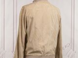 the back of a jacket on a mannequin mannequin mannequin mannequin mannequin mannequin mannequin mannequin mann