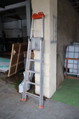 Escabeau aluminium 