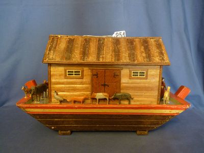 Arche de Noë, en bois, sur roulettes, de fabrication Alleman…