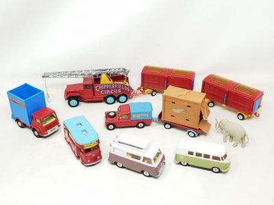 CORGI TOYS d'époque, ensemble de 8 véhicules de Cirque et di…