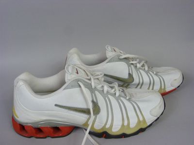 nike air max running shoes size 11 5 white red yellow