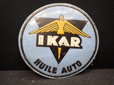 un panneau bleu et jaune sur lequel est écrit « i kar »