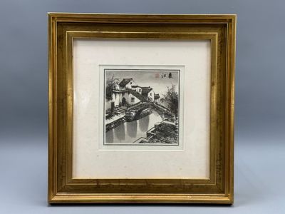 un dessin en noir et blanc représentant un pont enjambant une rivière
