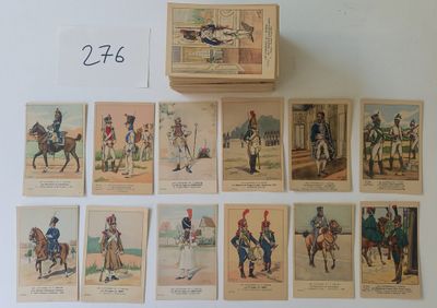 beaucoup de cartes sur lesquelles figurent des soldats