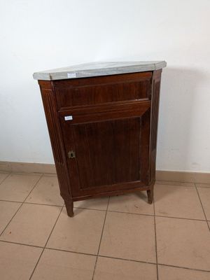 Encoignure en placage d'acajou ouvrant à un vantail en façade, les mon - Photo 1