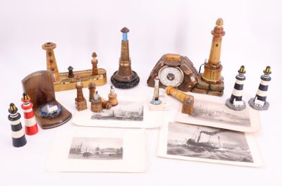 de nombreux types de phares exposés sur la table