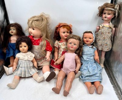 300 / CH-A2 / Lot de 7 poupées, têtes et corps composi… - Photo 1