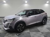Le nouveau SUV Nissan Kickstart 2020 est exposé dans un showroom