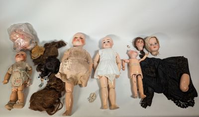 Poupées de collection en porcelaine - Élégantes et mignonnes