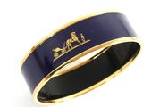 a close up of a ring with a horse on it