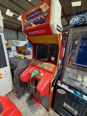 Jeu vidéo arcade TIME CRISIS + une coque supplémentaire - Photo 1