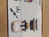 packaging of a box containing a blender, a blender, and a blender