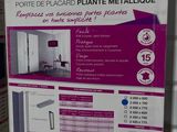 packaging of a box of kazed plante metalique in a store