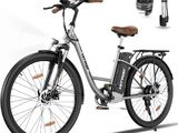 une image représentant un vélo argenté avec une selle marron et un guidon noir
