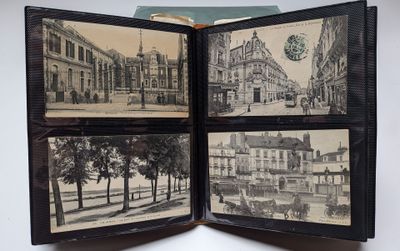 quatre vieilles photos d'une ville dans un livre