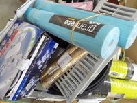 1/2 palette de + de 40 objets divers et variés, et vêtements… (photo 2)