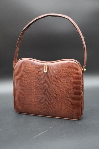 Sac porté main en lézard marron, fermoir bijoux