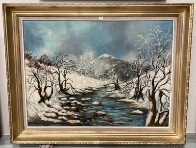une peinture à l'huile représentant un ruisseau dans un paysage enneigé parsemé d'arbres