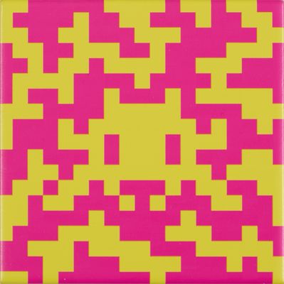 Invader (né en 1969) Camo space tile rose et jaune 2024 En c…
