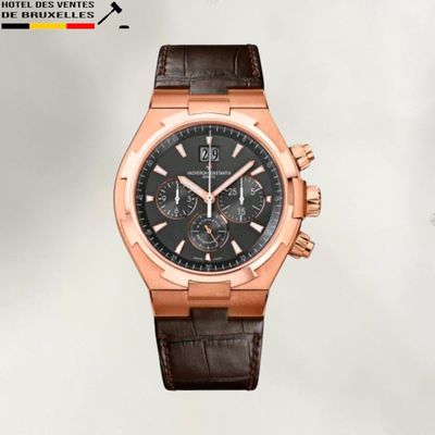 une image d'une montre en gros plan sur fond blanc