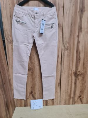 Lot de 30 pantalons femme Cache Cache ? Coupe slim zippe vi…