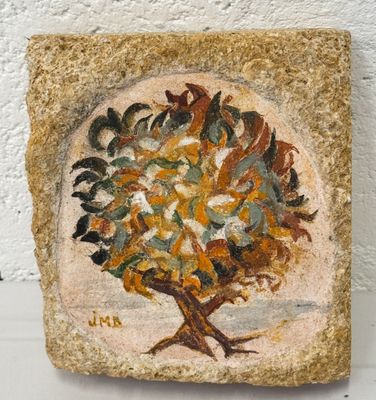 une image représentant un tableau représentant un arbre accroché au mur