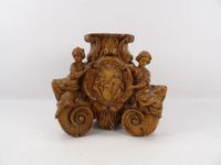 Pied de colonne en bois sculpté de 3 élégantes assises sur l… (photo 3)