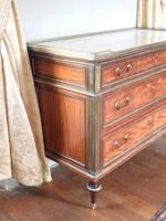 COMMODE droite en acajou et placage d'acajou ouvrant en faça… (photo 4)