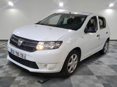 DACIA - SANDERO 1.2 16V 75 AMBIANCE - ES - Mise en service: …