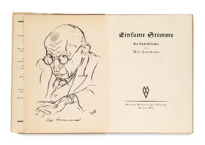 un vieux livre sur lequel figure le dessin d'un homme en costume-cravate