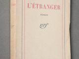 the front cover of a book with the title of the novel, l ' etranger