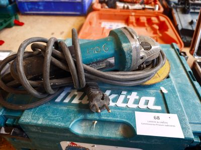 a blue box with a bunch of wires on top of it