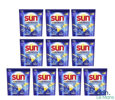 six paquets de produit pour lave-vaisselle « Sun » sur fond blanc