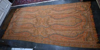 a rug that is on the floor in a room