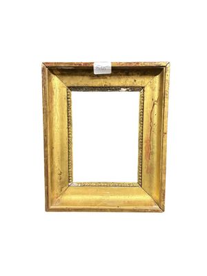 an image of a picture of a picture frame on a white background