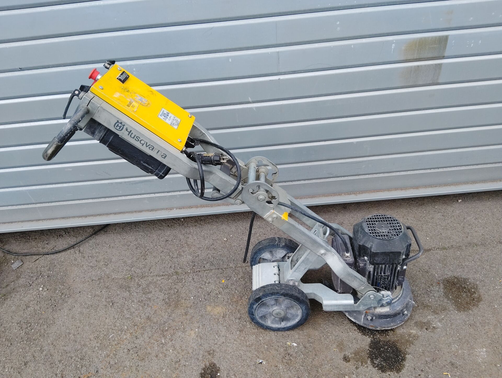 Surfaceuse de béton monophasée HUSQVARNA PG280