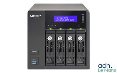 Le QNAP est un système de stockage compact permettant de stocker et de conserver des données