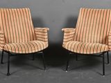 paire de fauteuils de salon de style « mid-century modern » avec assises rembourrées à rayures