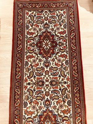 Tpia Iran Goum laine fond blanc et bordure rouge 200 x 0/78