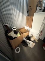 BOX composé de : 1 sommier + matelas 140cm - 2 étagères casi… (photo 6)
