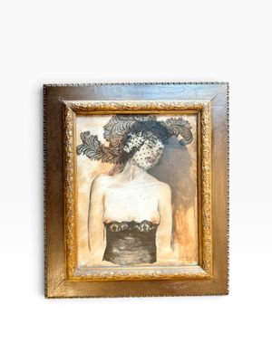 tableau représentant une femme portant un chapeau orné de plumes, dans un cadre doré