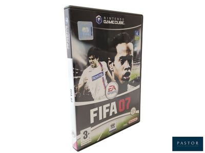 un gros plan sur un boîtier de DVD sur lequel figure un match de football