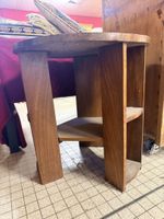 VENTE VOL : Un guéridon rond en bois de placage, Art Déco , … (photo 3)